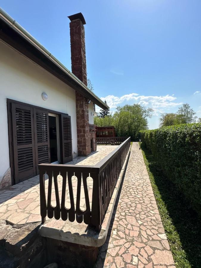 Hangulatos Balaton Parti Nyaralo Révfülöp Zewnętrze zdjęcie